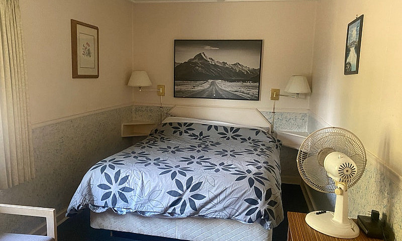 Cabin To Rent! Locat...