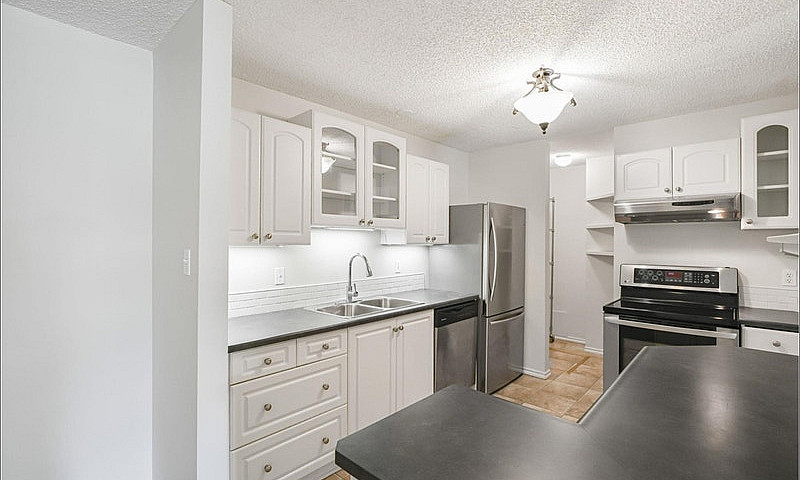 3 Bedroom Condo - Ut...