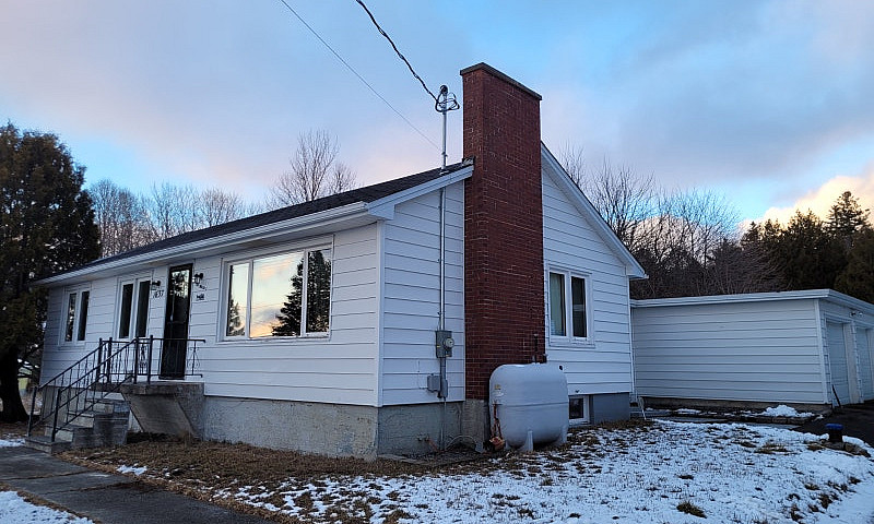 3 Bedroom House To R...