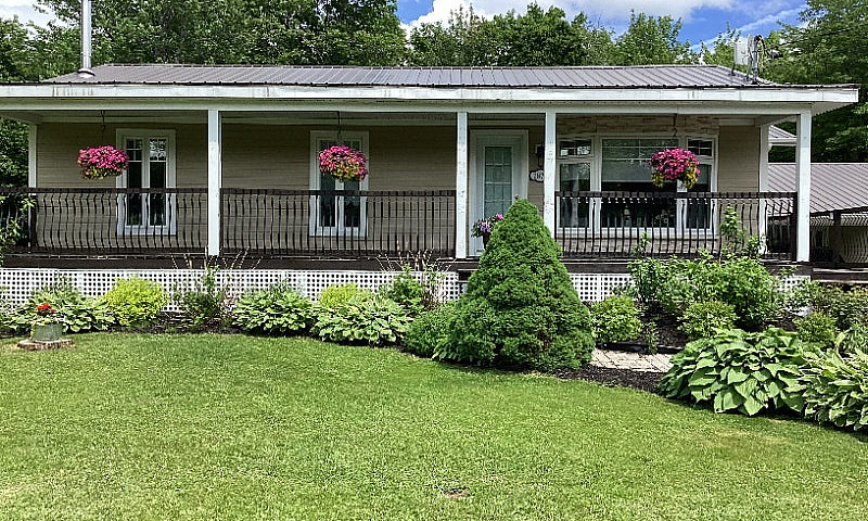 Maison À Vendre...