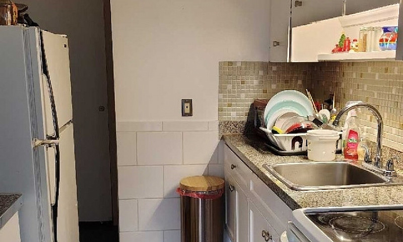 1 Bedroom&1 Large Li...