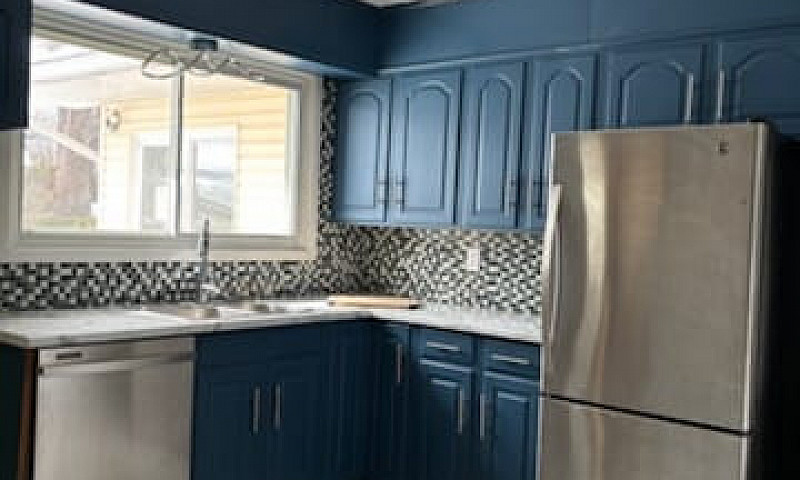 Newly Renovated 3 Be...