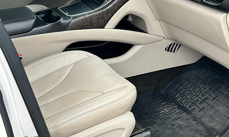 Ford Lincoln Mkx...