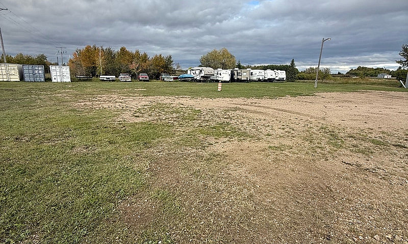 Storage Compound Wit...