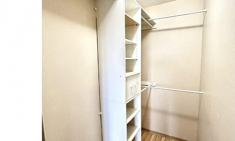 Appartement For Sale...