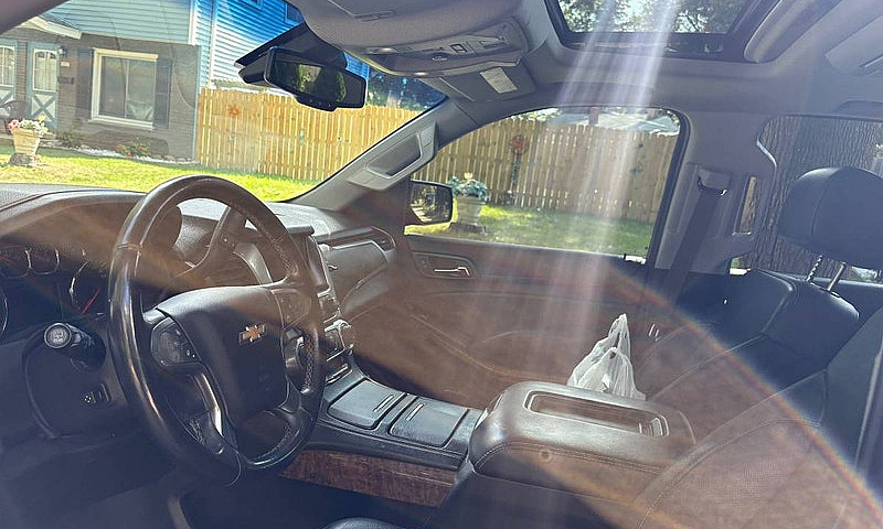 2015 Chevrolet Subur...