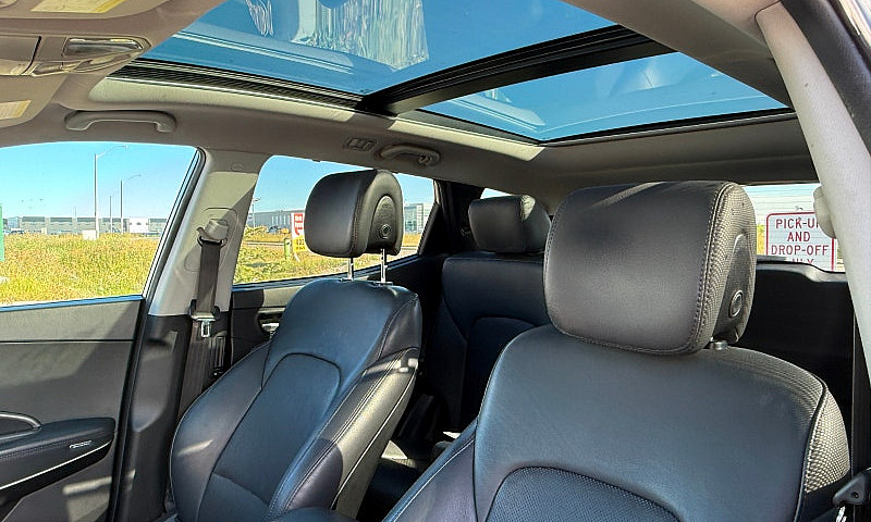 2017 Hyundai Santa F...