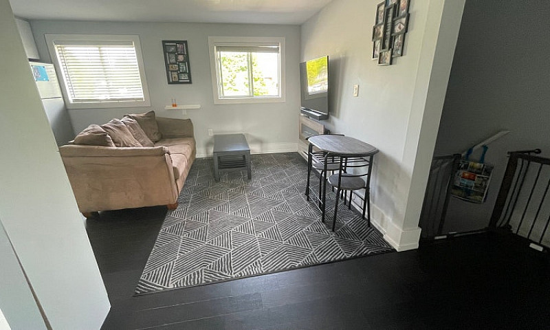 Beautiful 2 Bedroom ...