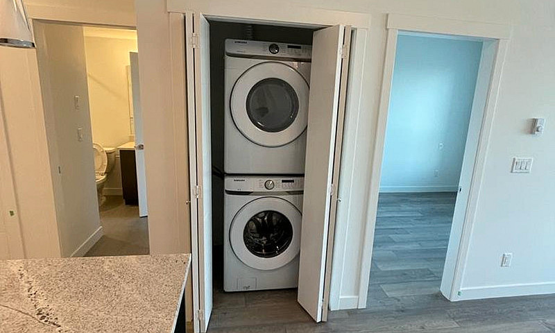 1 Bed/Bath Condo In ...