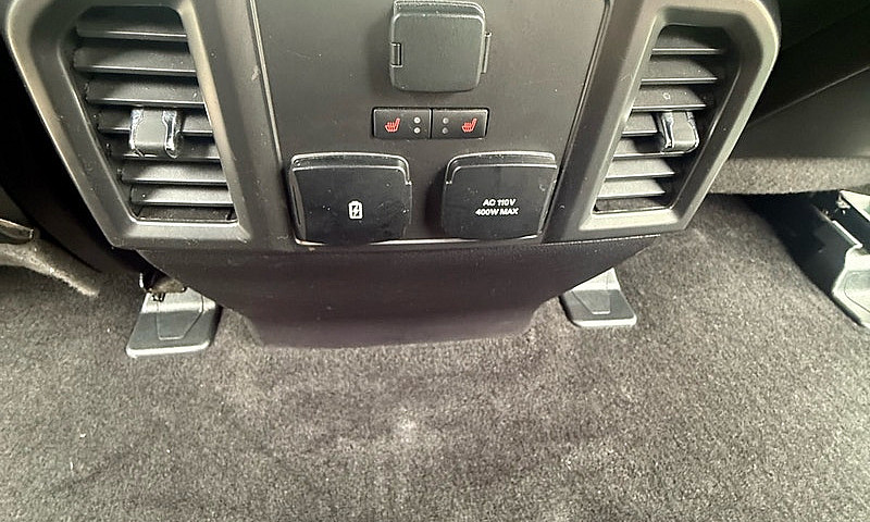 Ford F150 Lariat!...
