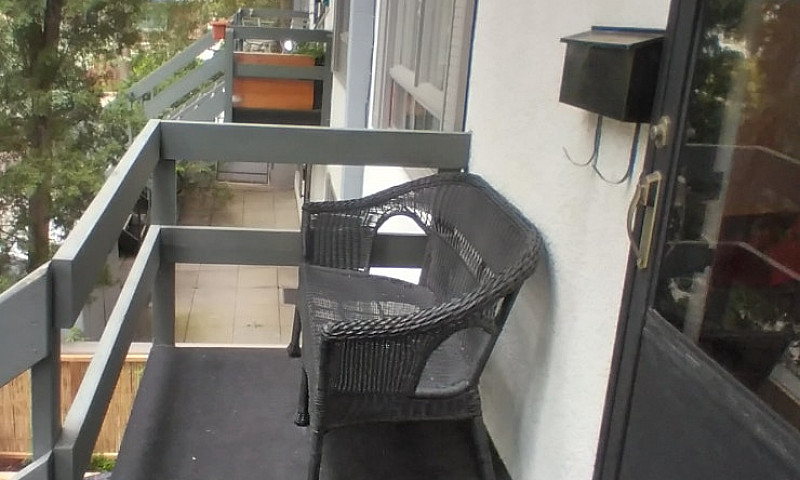 Condo For Sale (By O...
