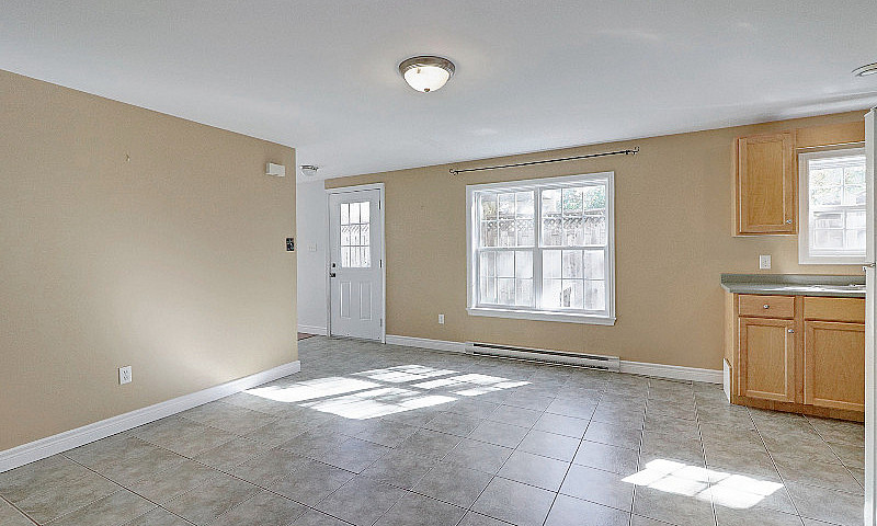 1 Bedroom 1 Bath Wal...