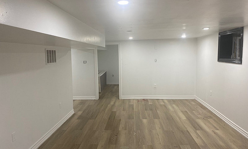 2 Bed Room Basement ...