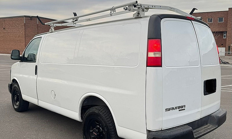 2014 Gmc Savana 2500...