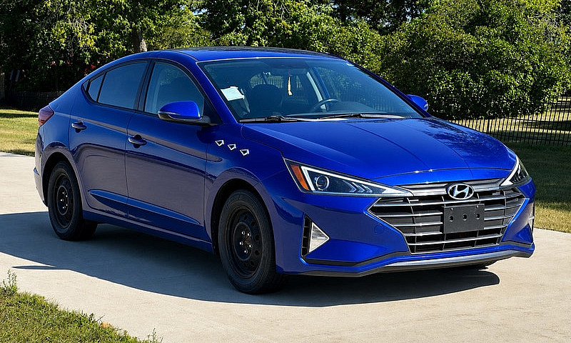 2020 Hyundai Elantra...