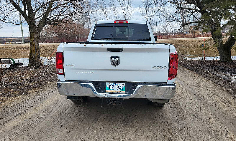 2015 Ram 1500 4X4...
