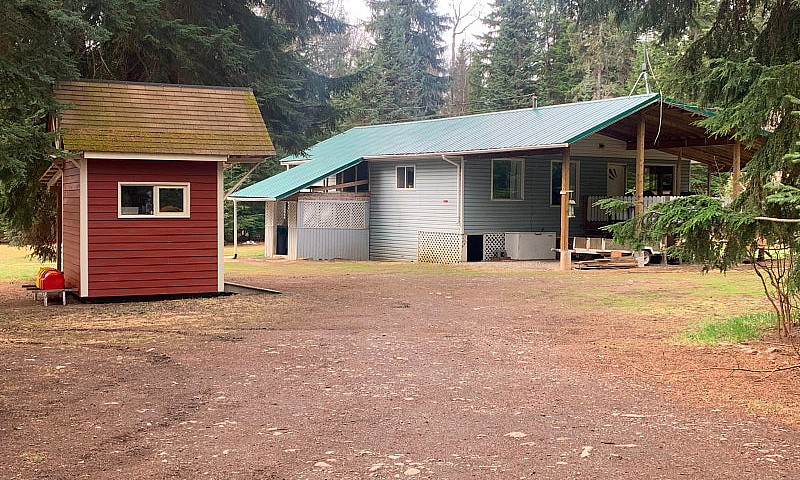 Ultimate 5.7 Acre Ho...