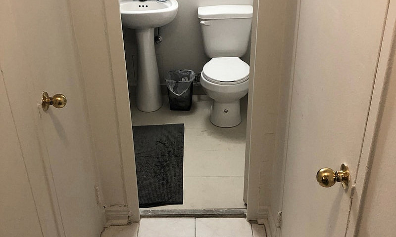 Furnished Bachelor A...