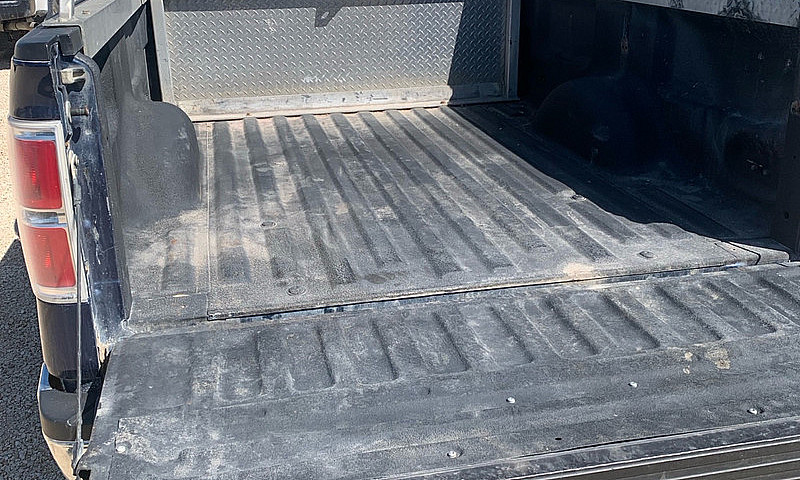 2012 Ford F150 4X4...