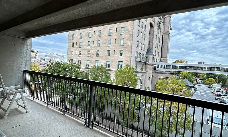 2 Beds, 2 Full Baths...
