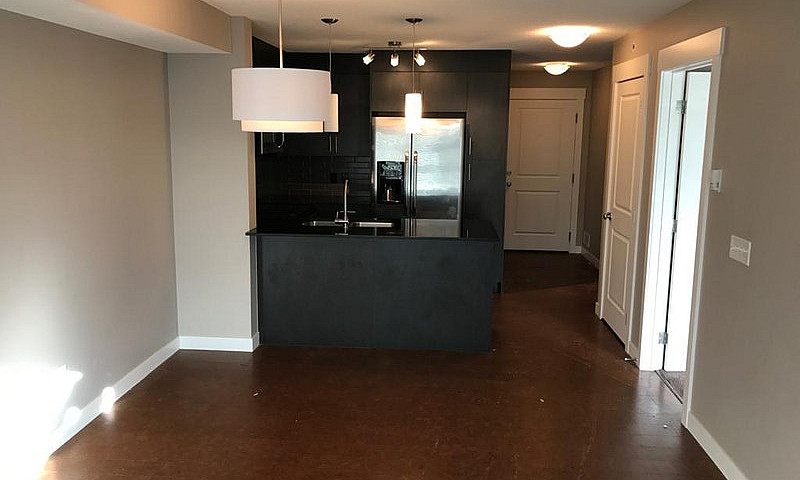 Top Floor 2 Bedroom ...
