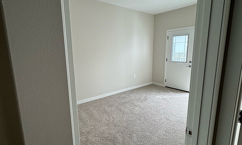 2 Bedroom Townhouse ...
