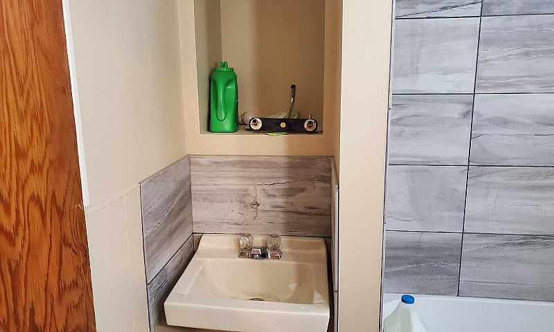 Large Two Bedroom Le...