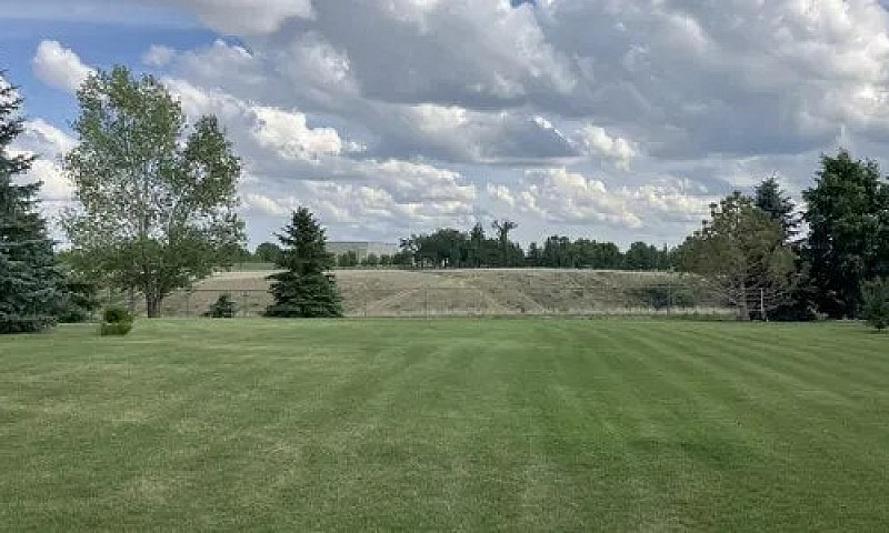 Lot For Sale, Redcli...