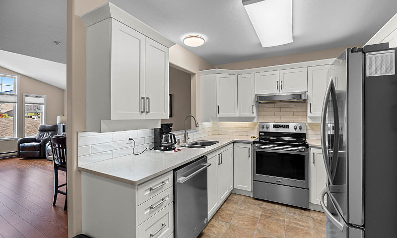 2 Bedroom, 2 Bathroo...
