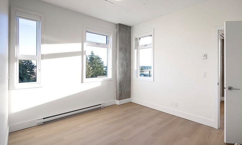 2 Bed 2 Bath Apartme...