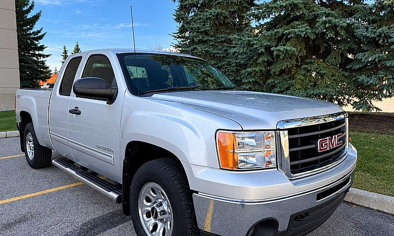 2011 Gmc Sierra 4X4...