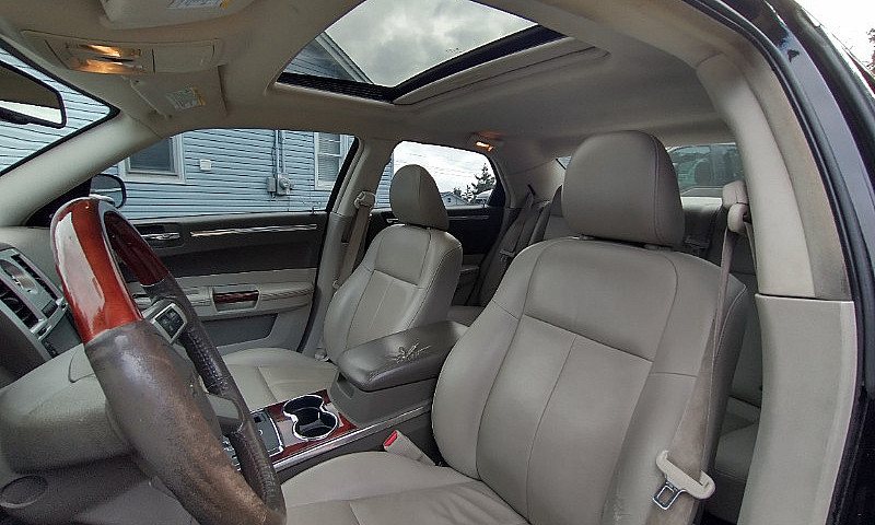 2008 Chrysler 300...