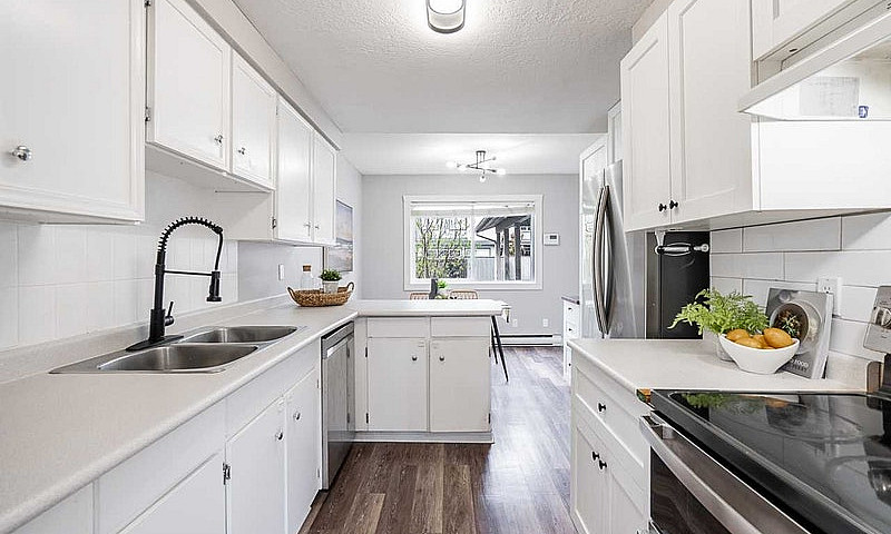 Chilliwack Townhouse...