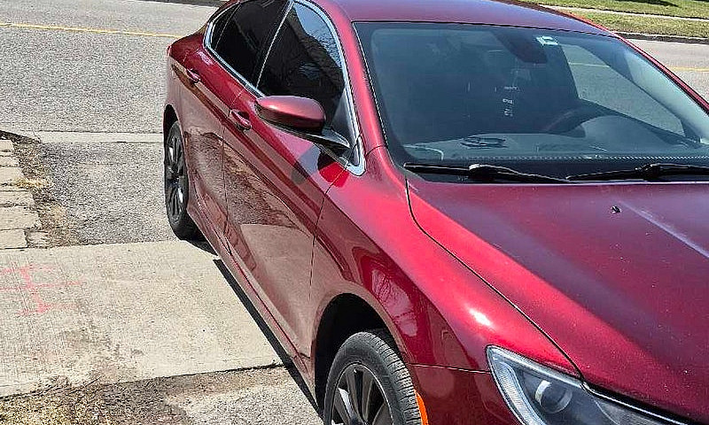 Chrysler 200 2015...