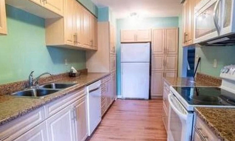 Room For Rent...