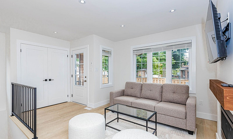 Garden Suite For Ren...