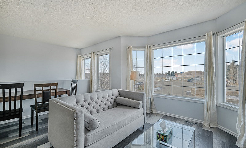 2 Bedroom Condo In S...