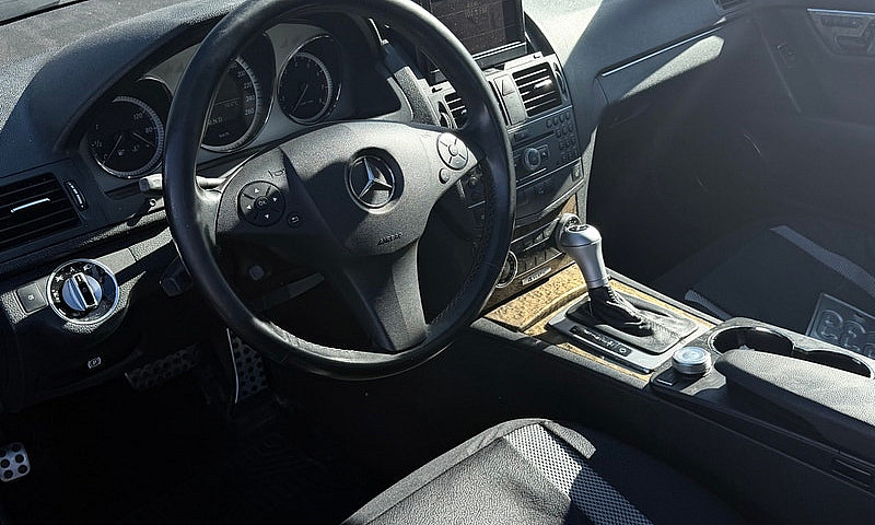 2011 Mercedes C300...