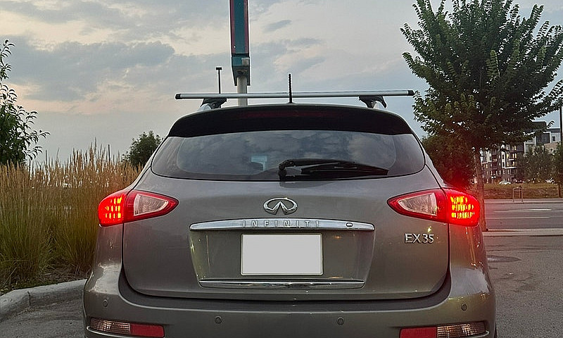 Infiniti Ex35...