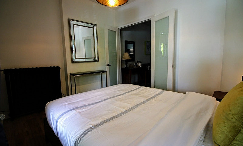 2-Bedroom, 1 Bath Un...