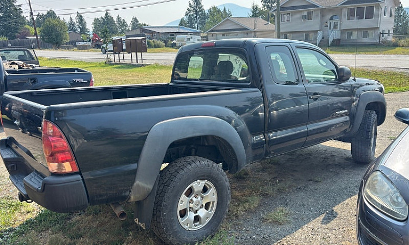 Toyota Tacoma Access...