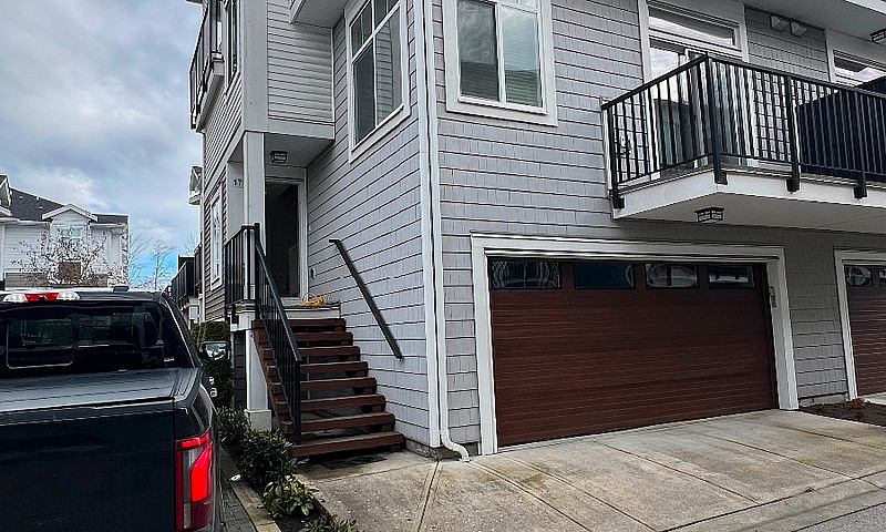 3 Bedroom Townhouse ...
