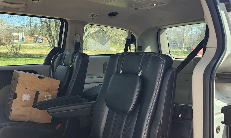Dodge Caravan...