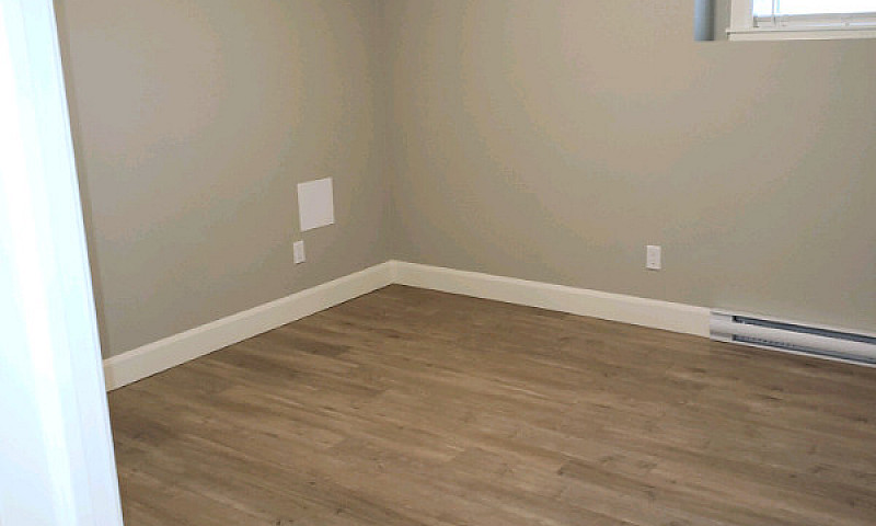 Like New 1 Bedroom, ...