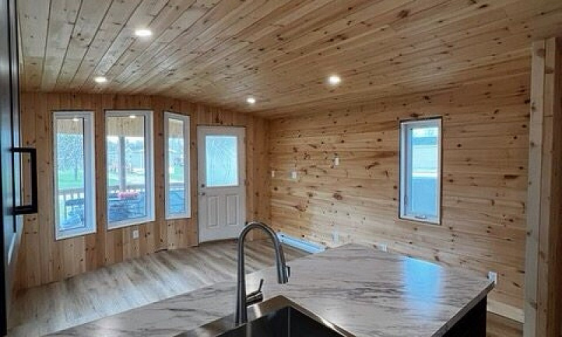 Enjoy Tiny Home Livi...