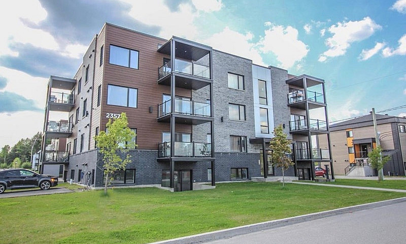 Superbe Condo Haut D...