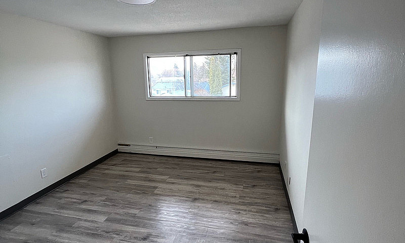 2 Bedroom Suite Acro...