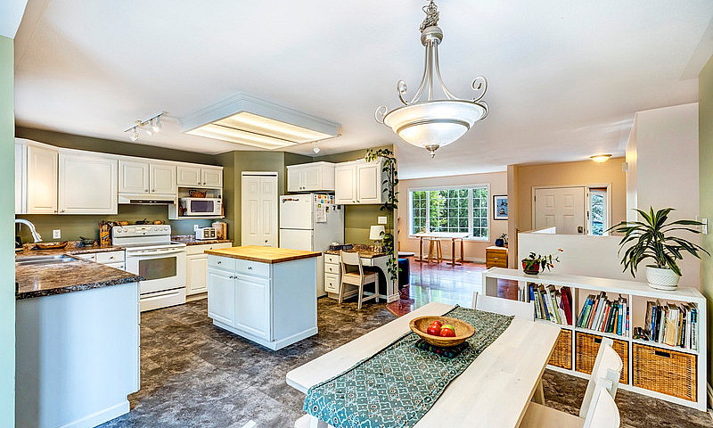 7 Magpie Road | 4 Be...