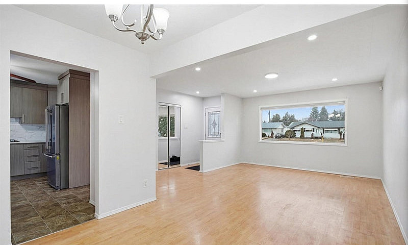 3 Bedroom And 1 Bath...