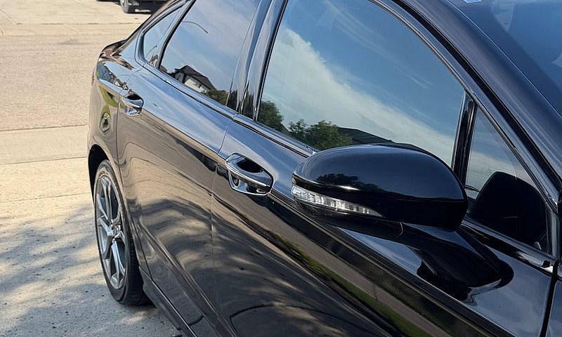 2019 Ford Fusion Hyb...